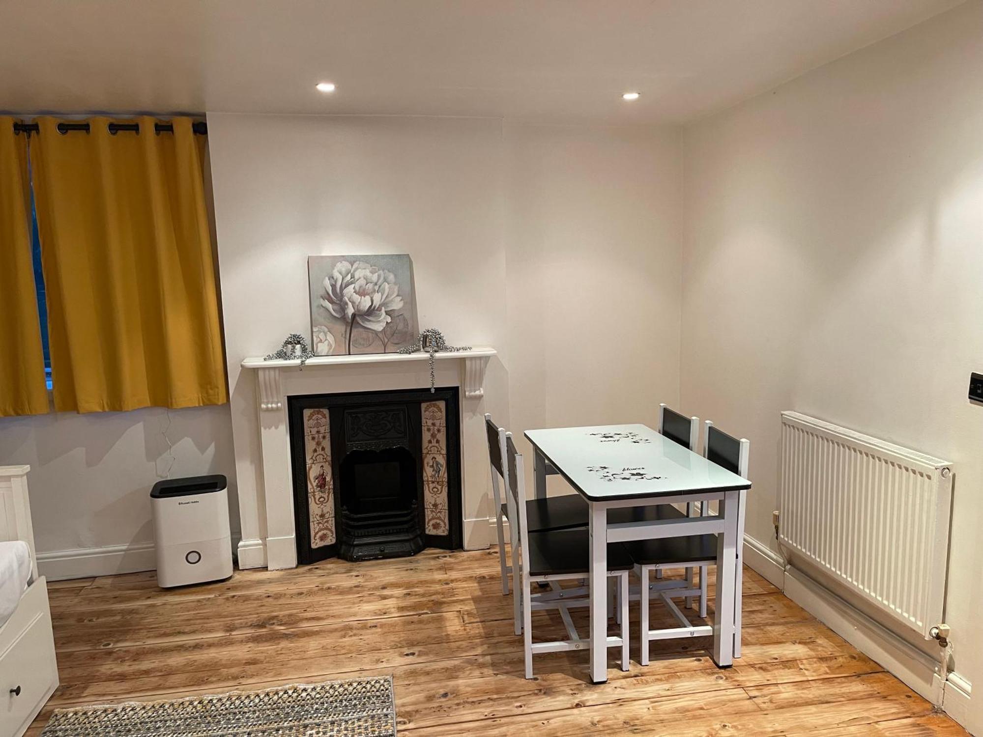 A Lovely One Bed Flat In North Finchley Exterior foto